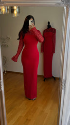 Camelia Red