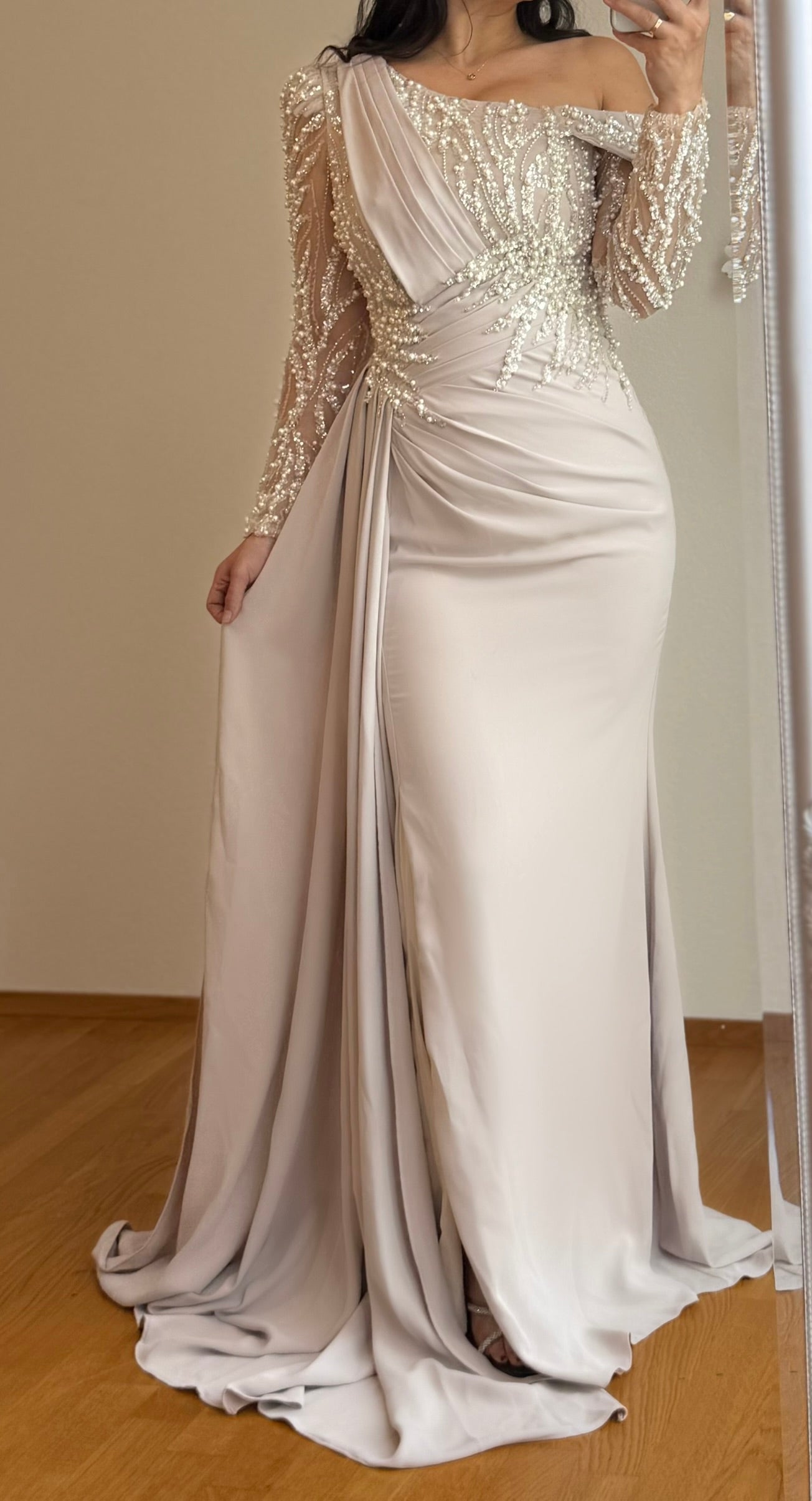 Elise Beige