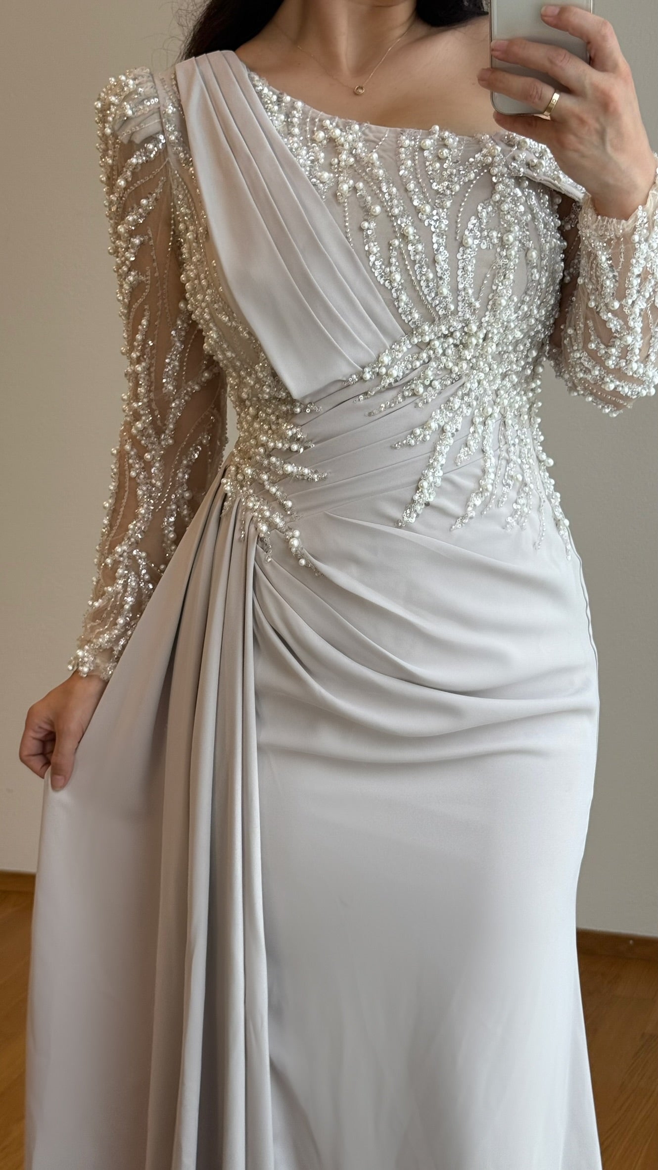 Elise Beige